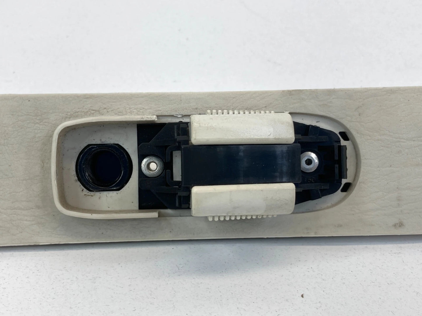 2008-2012 FORD ESCAPE FRONT RIGHT PASSENGER SEAT BELT SEATBELT HEIGHT ADJUSTER