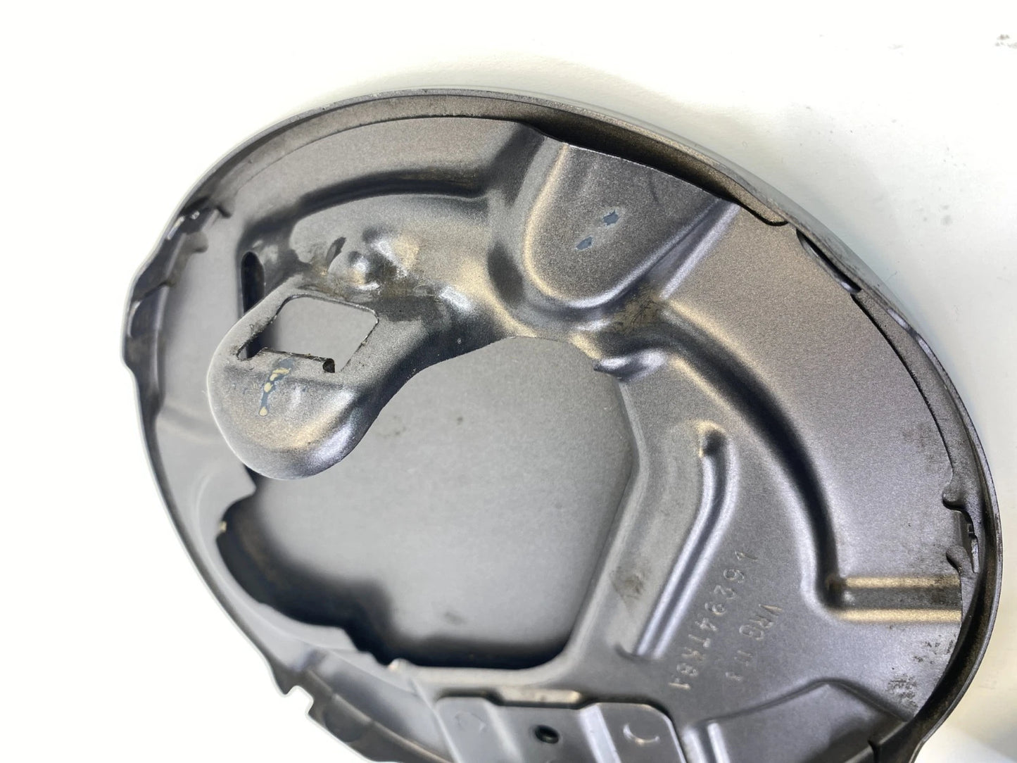 2011-2017 Honda Odyssey Fuel Filler Tank Door Gas Lid Cover Cap w/ Tank Cap OEM