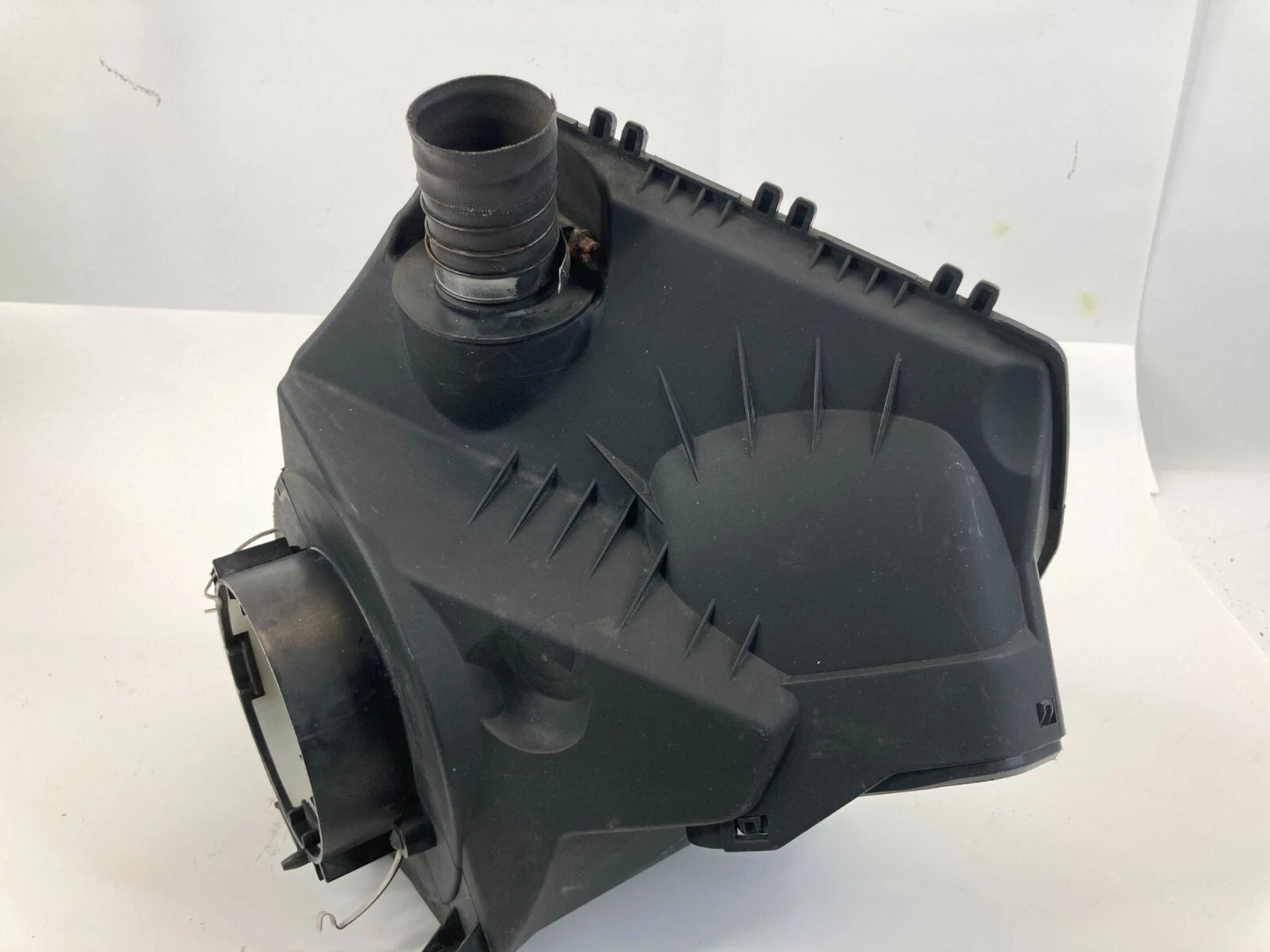 2005-2008 AUDI A6 QUATTRO 3.2L V6 AIR INTAKE CLEANER FILTER BOX HOUSING COVER