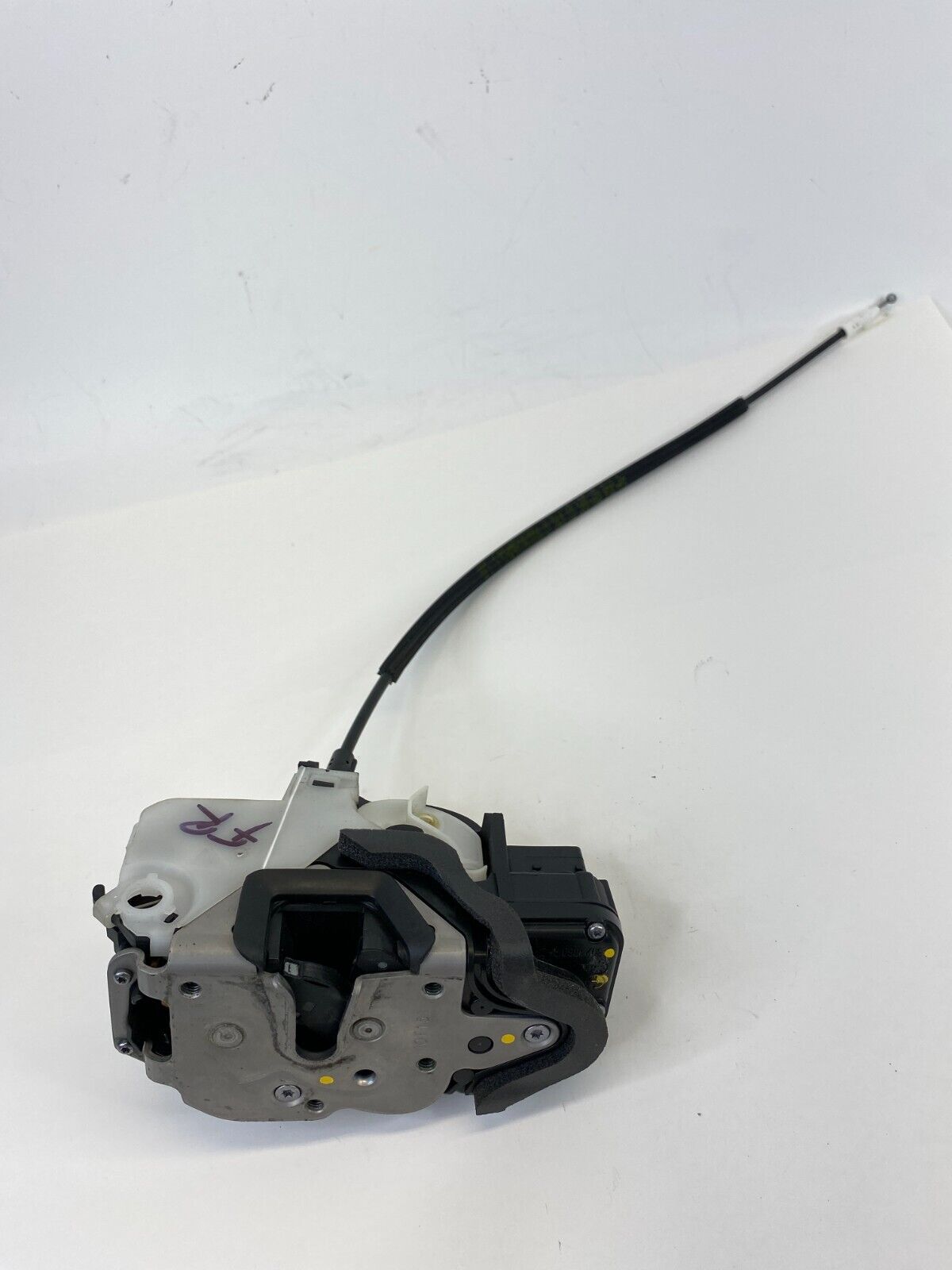 11-17 Buick Regal Front Right Passenger Side Door Lock Latch Actuator 13503802