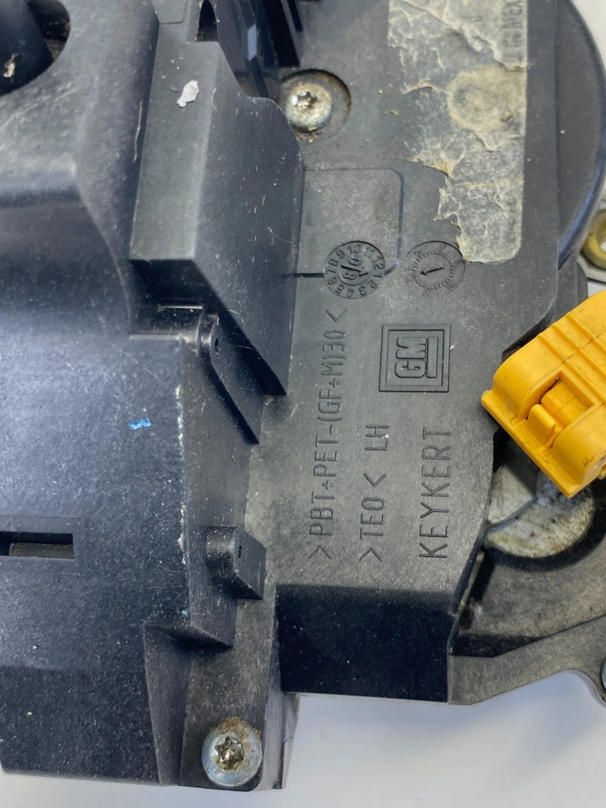 2006-2011 CHEVROLET HHR FRONT LEFT DRIVER DOOR LOCK LATCH ACTUATOR RELEASE OEM
