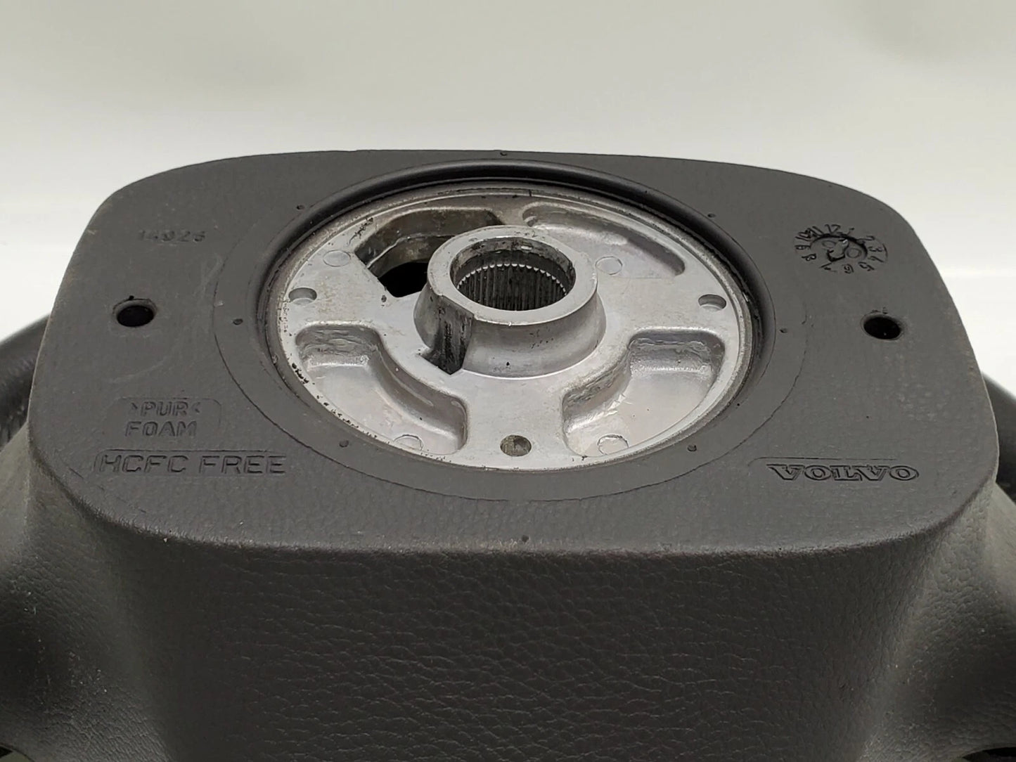 04-09 VOLVO S60 SEDAN STEERING WHEEL W/ CRUISE CONTROL LEATHER BLACK 30741684