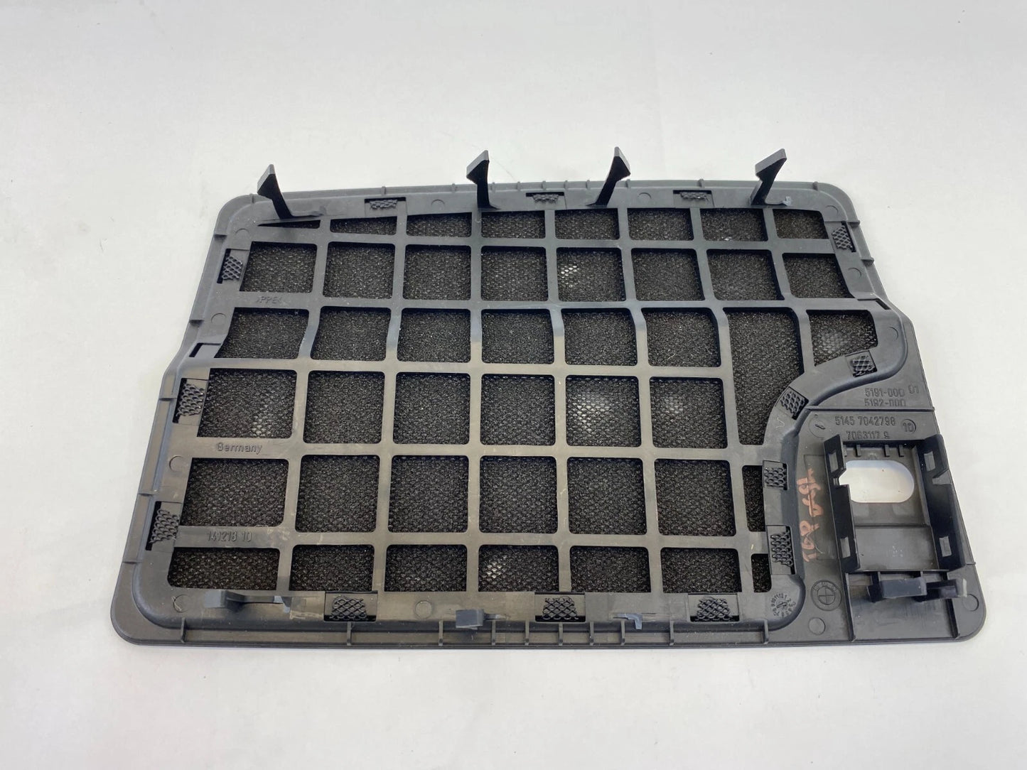 04-07 BMW 530I 525I 04 05 545I FRONT DASHBOARD SPEAKER COVER TRIM 51457042798