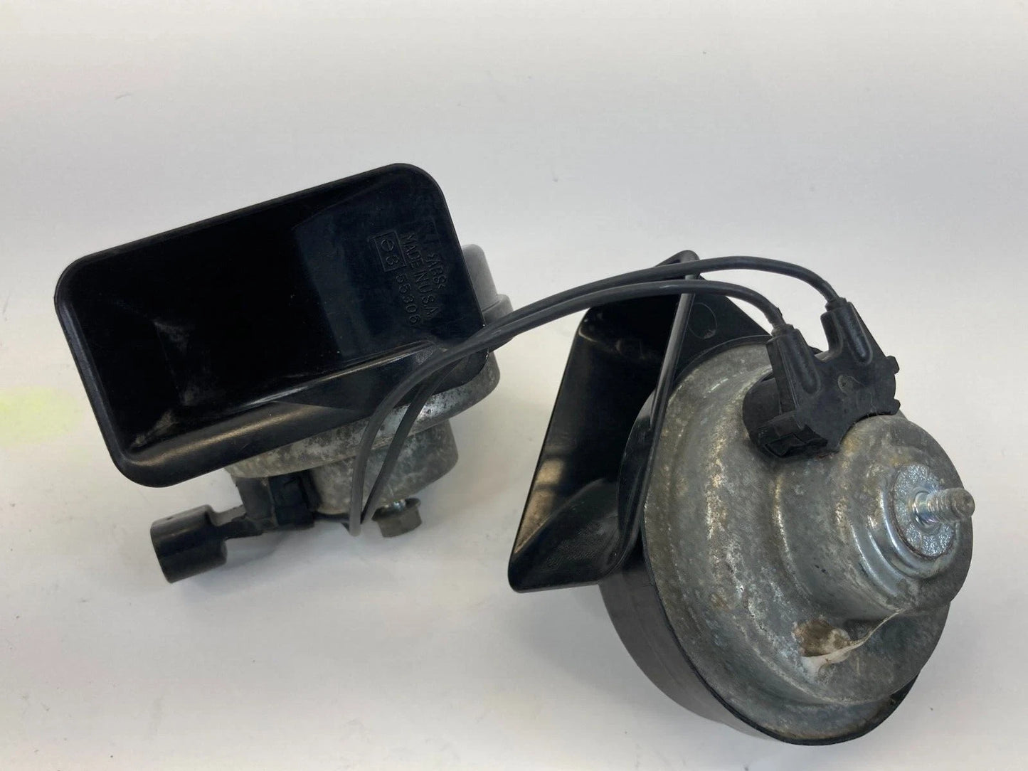 2013-2016 FORD FUSION LOW & HIGH TONE HORN ALARM PITCH SIREN SIGNAL E355306