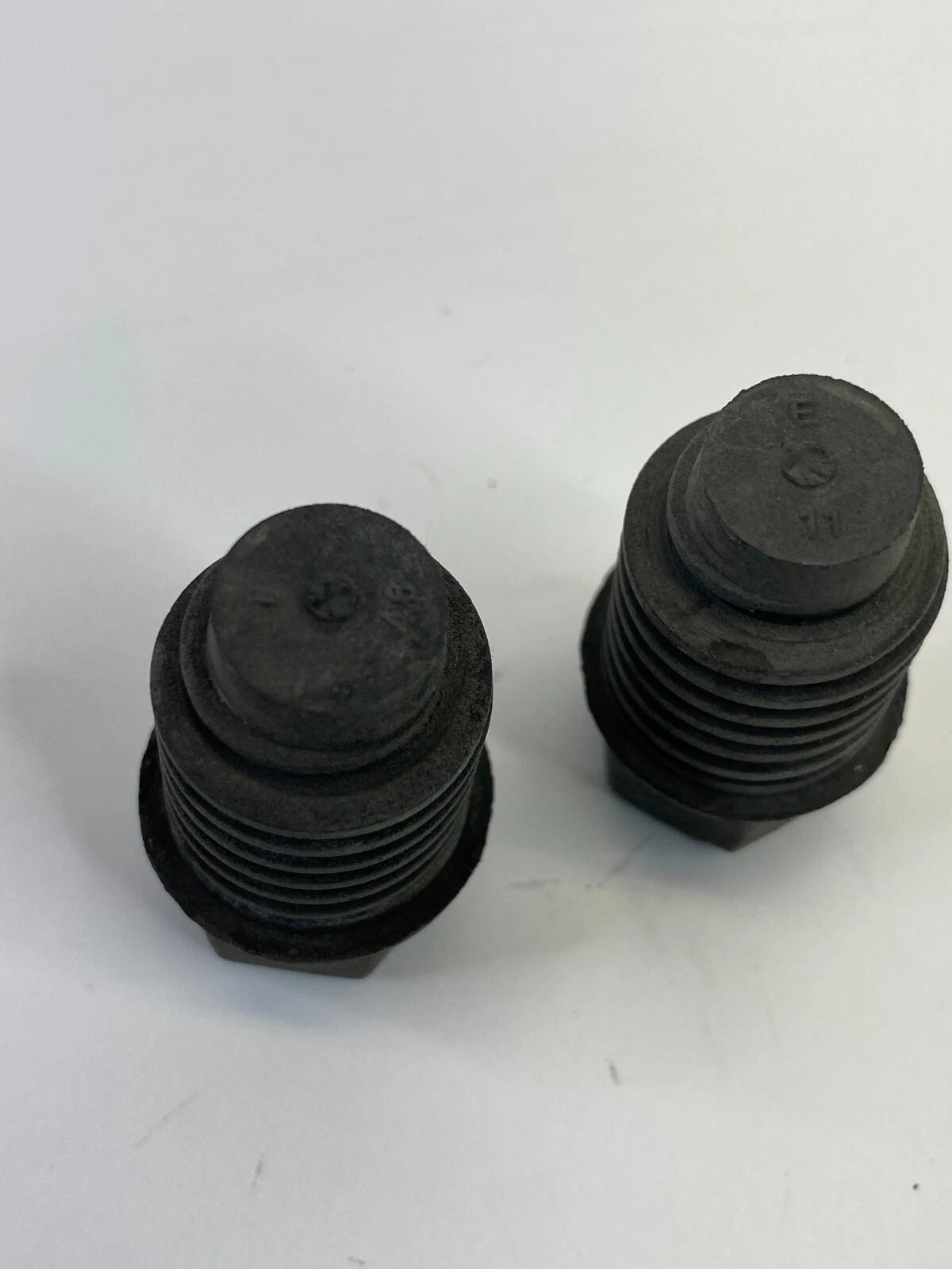 2006-2012 CHEVROLET MALIBU FRONT HOOD RUBBER STOPPER ADJUSTER CUSHION PAIR SET
