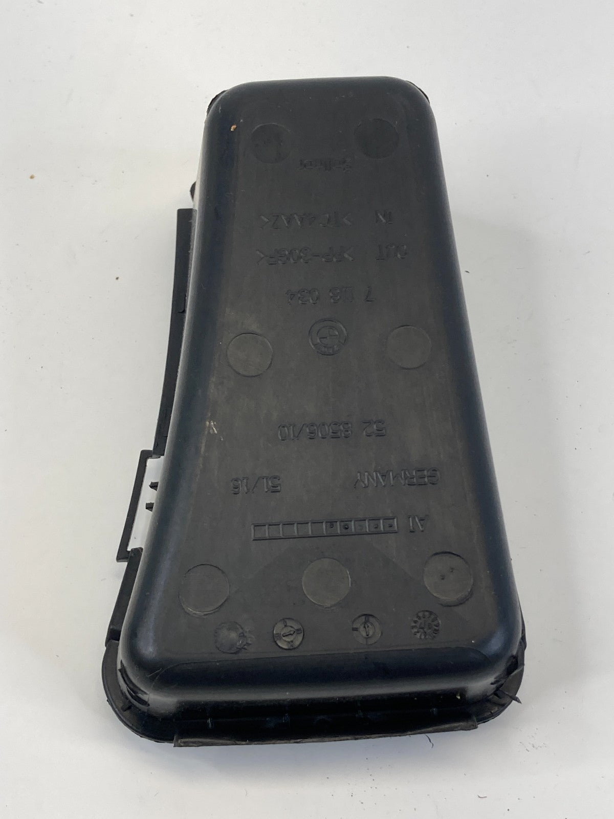 2007 2008 BMW 328xi Front Center Console Compartment Box Tray Pocket 7-118-034