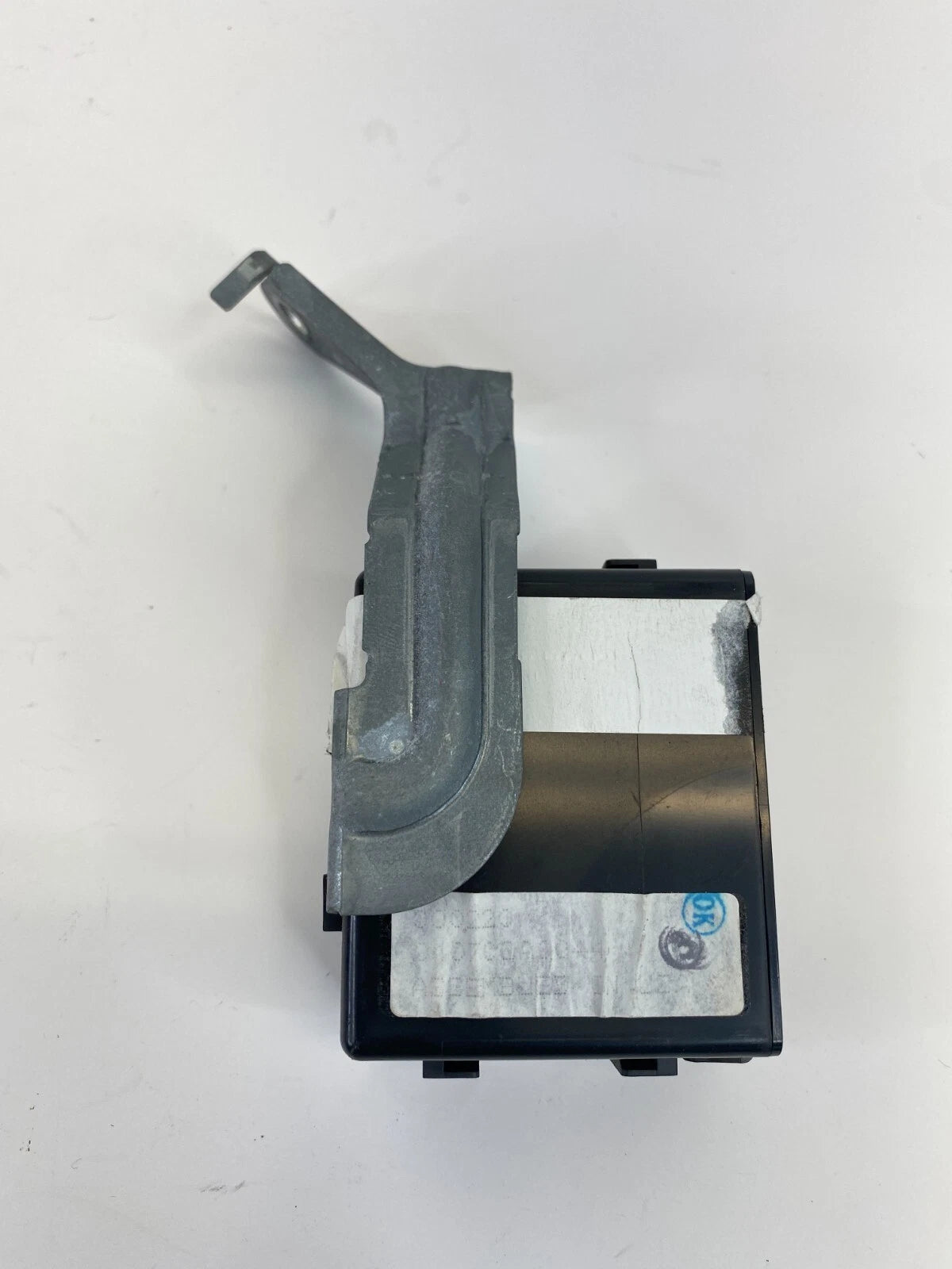 2005 TOYOTA SIENNA GLASS BREAKAGE SENSOR CONTROL MODULE 08192-3T810 OEM