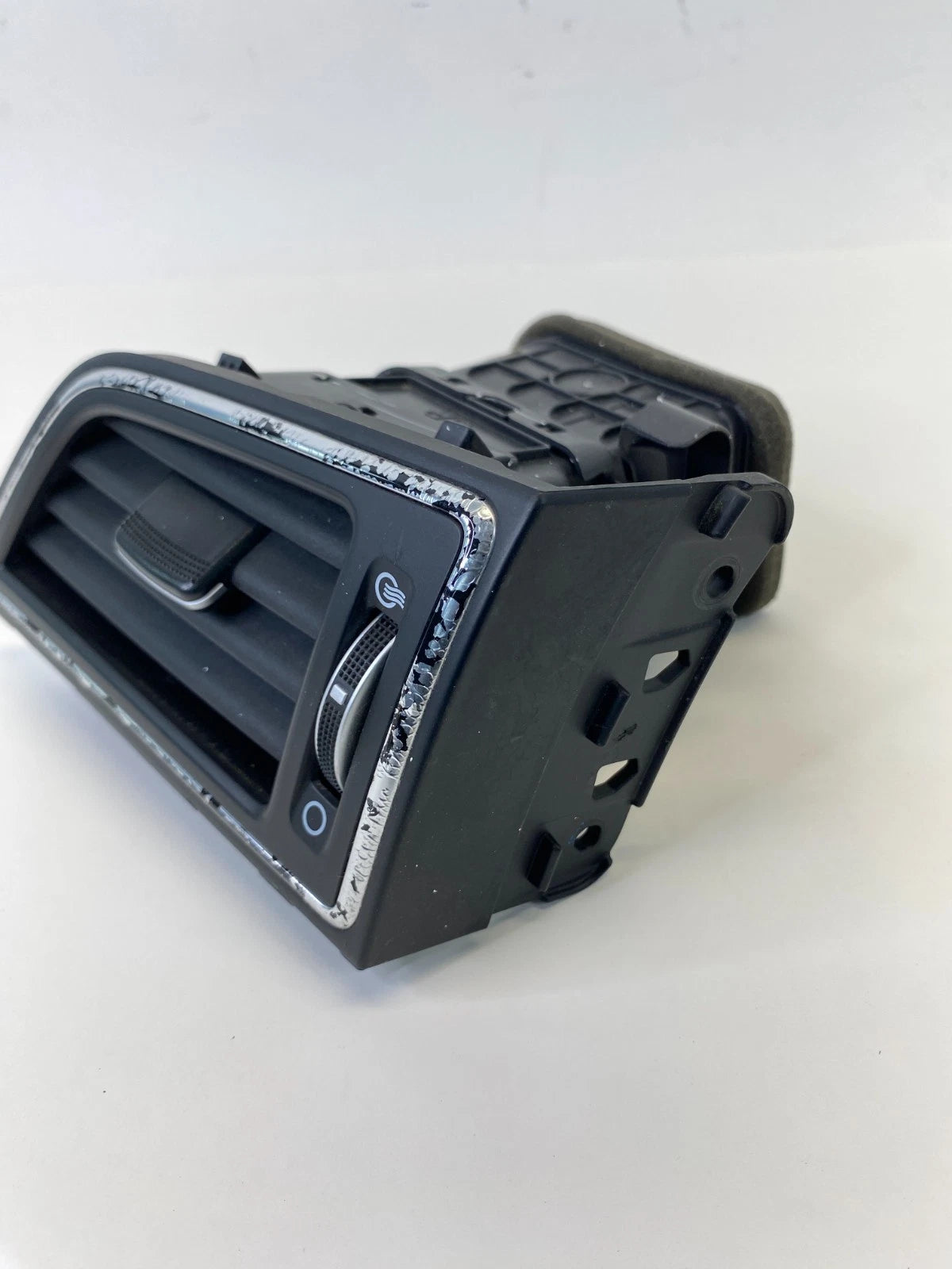 2017 2018 HYUNDAI ELANTRA OUTER DASH RIGHT PASSENGER A/C AIR VENT USA BUILT OEM