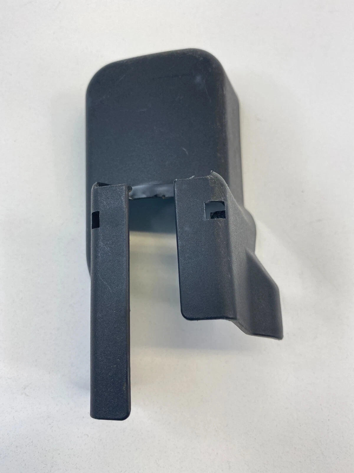 2008-2017 MITSUBISHI LANCER FR LH SEAT TRACK END COVER TRIM OEM FACTORY 6977A185