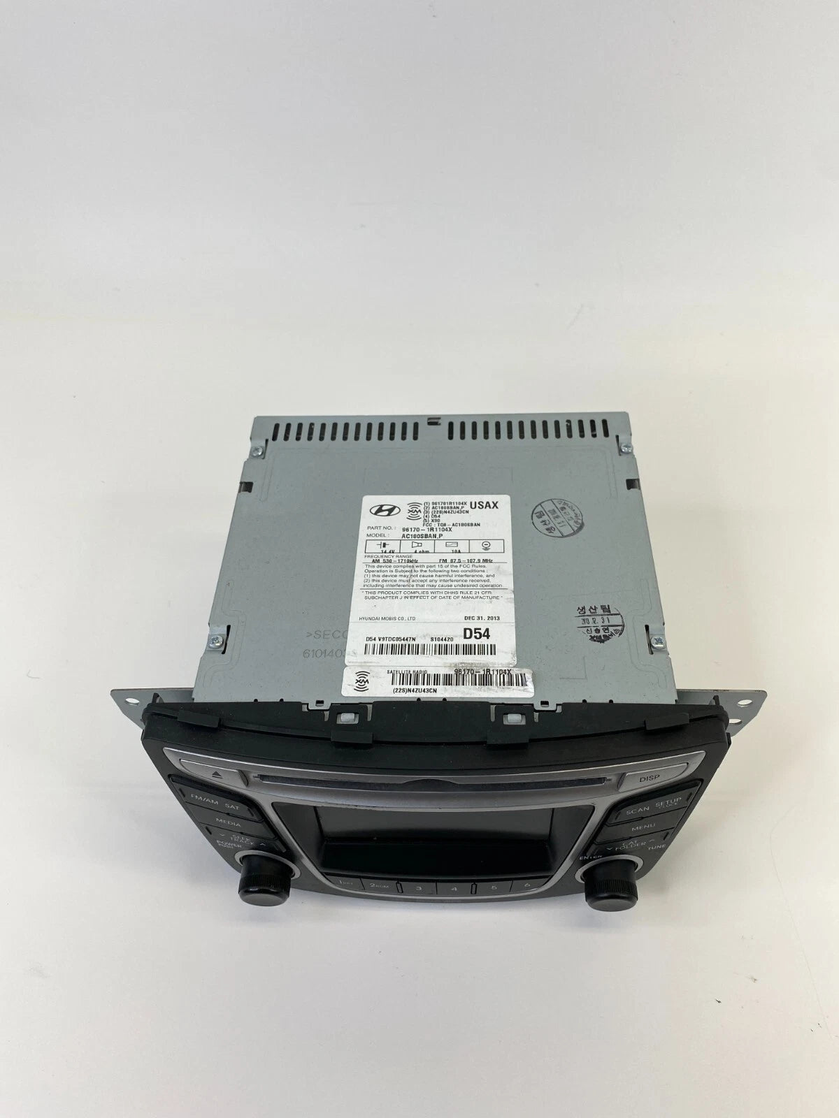 2012-2014 HYUNDAI ACCENT DASH AM FM CD RADIO PLAYER UNIT 96170-1R1104X OEM
