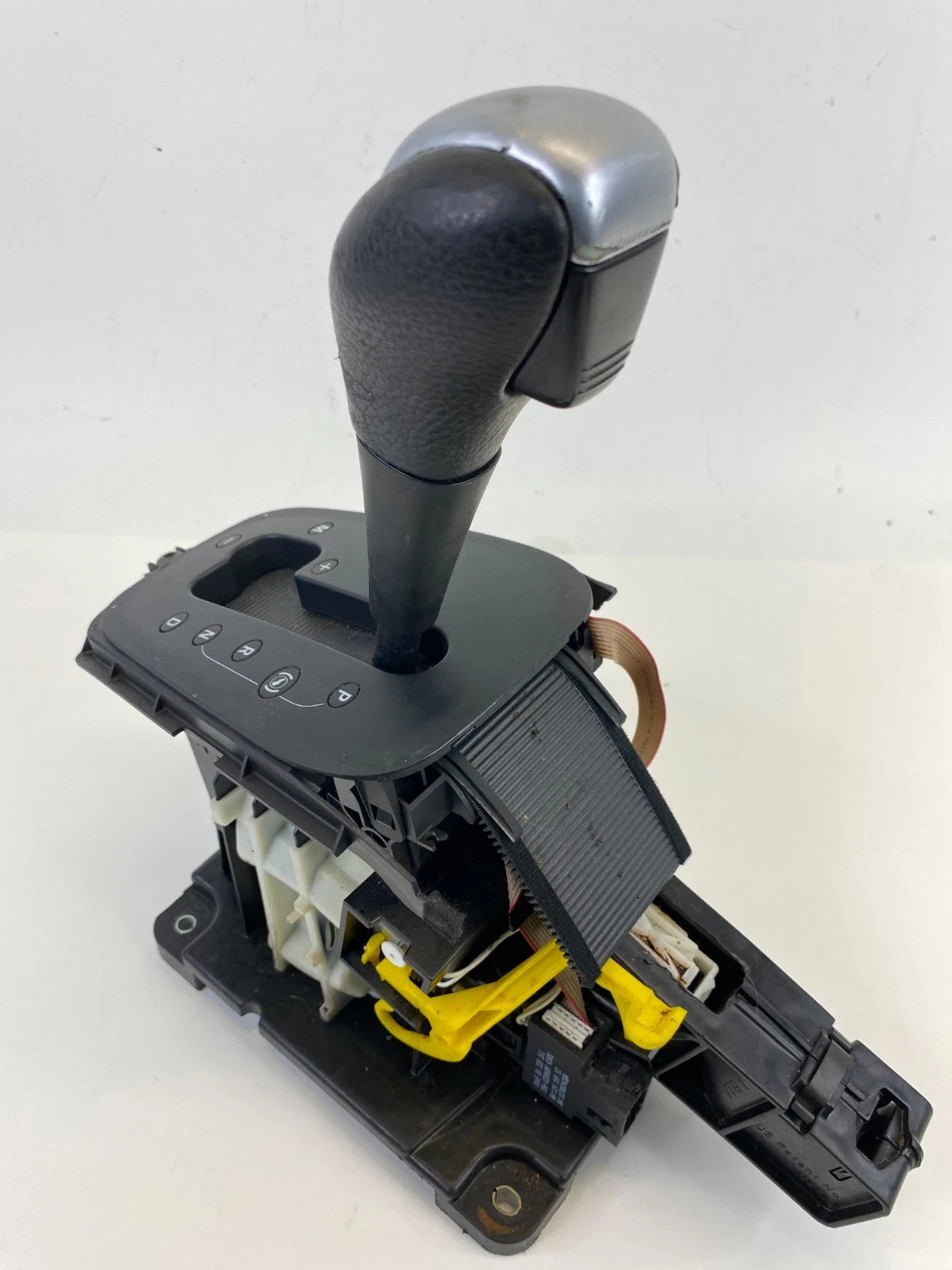 2003-2011 SAAB 9-3 10-11 93X A/T FLOOR GEAR SHIFTER LEVER ASSEMBLY 55562600 OEM