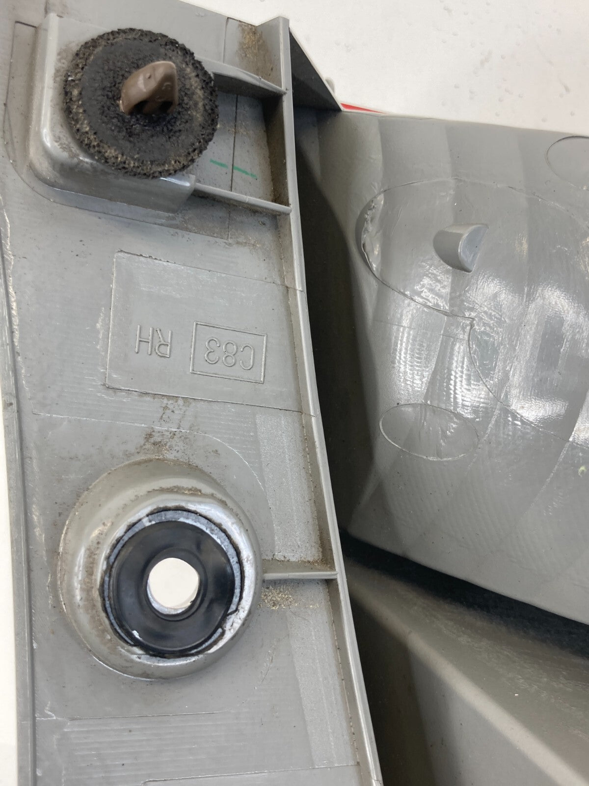 2008-2013 Nissan Rogue Right Passenger Side Outer Tail Light Taillight Lamp Assy