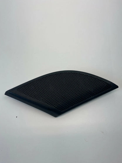 2008-2010 SATURN VUE REAR LEFT DOOR TWEETER SPEAKER GRILLE COVER OEM 96627975