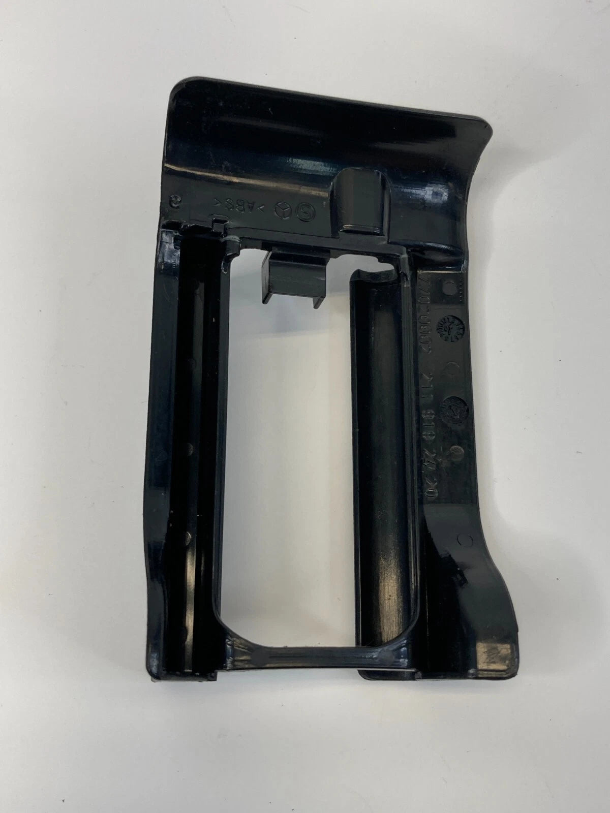 2006-2011 MERCEDES-BENZ CLS500 FRONT SEAT RAIL RUNNER COVER 2119192420 OEM