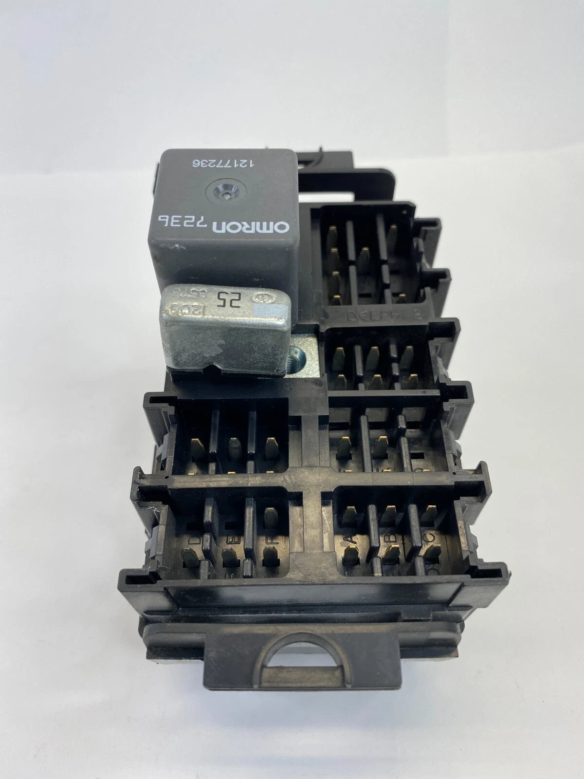 2000-2003 GMC YUKON 5.3L 16V A/T JUNCTION RELAY FUSE BOX BLOCK 15770995-01 OEM