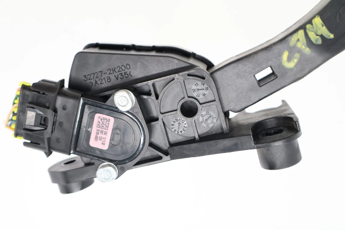 2012 2013 KIA SOUL 1.6L 2.0L GAS ACCELERATOR PEDAL TRAVEL SENSOR 35190-4A501 OEM