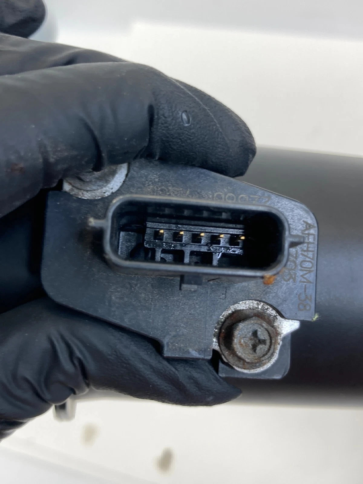 2008-10 Infiniti G37 EX35 Front RH Air Intake Cleaner Box Filter Assy w/ Sensor