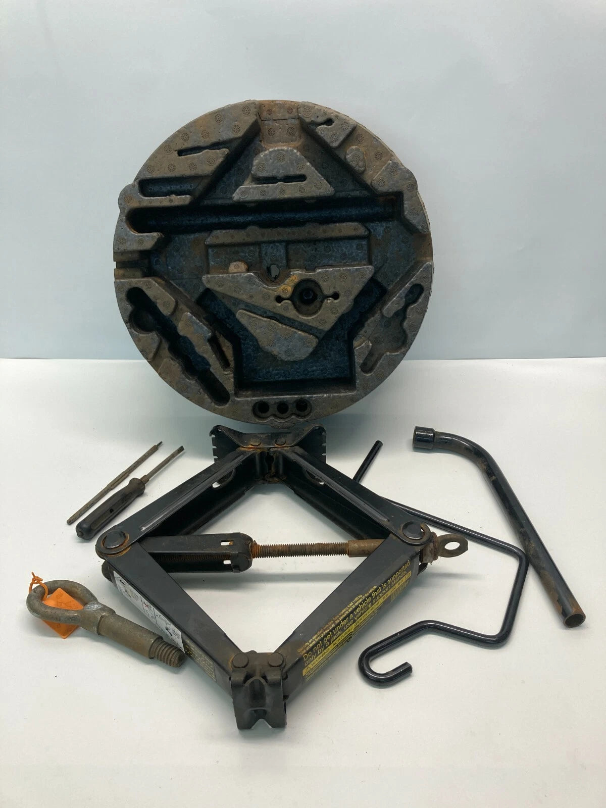 2005-2011 SAAB 9-3 SEDAN SPARE TIRE EMERGENCY JACK & TOOL KIT ASSY 13162851 OEM