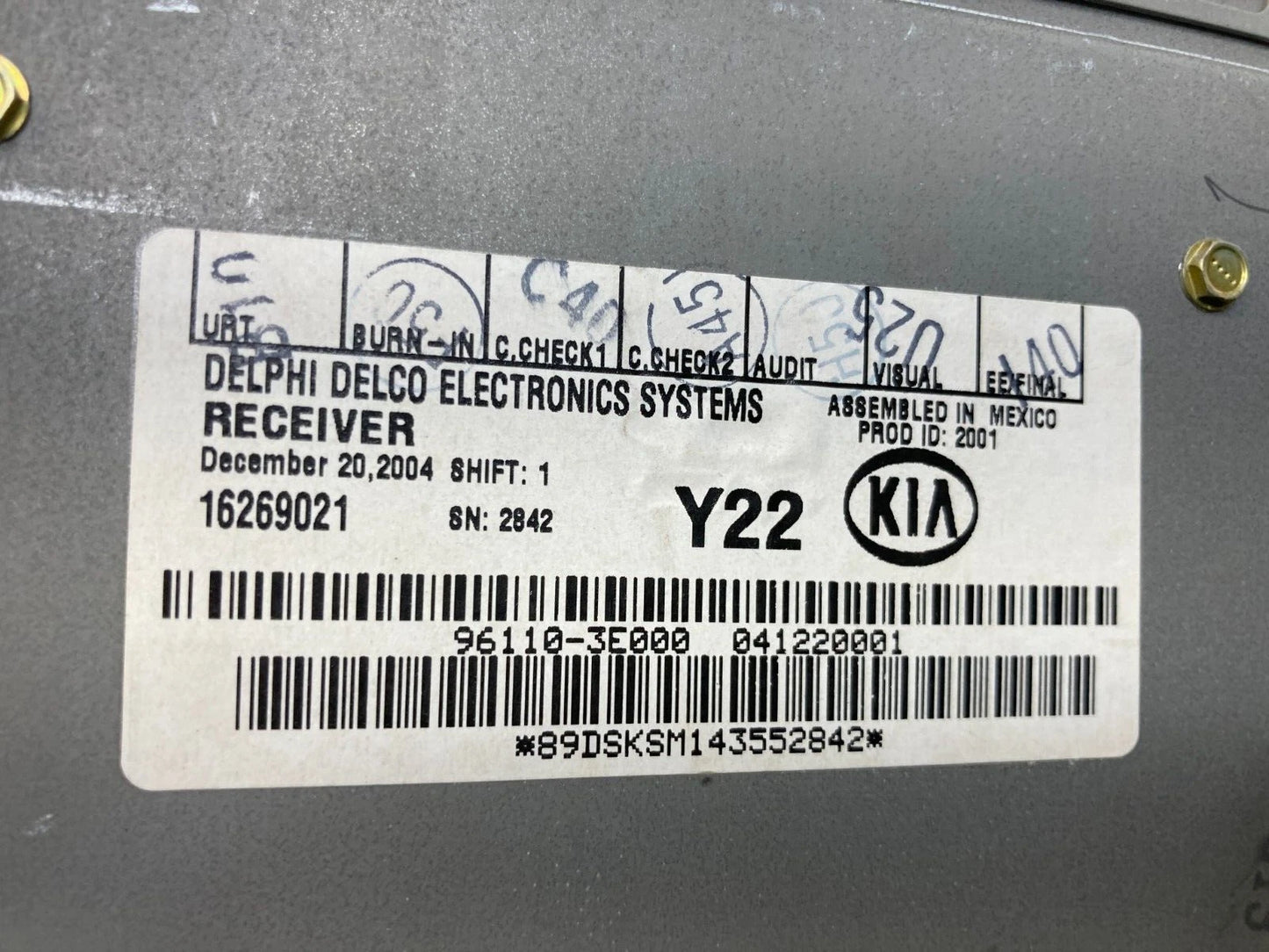 03-06 KIA SORENTO AM FM RADIO SINGLE DISC CD CASSETTE PLAYER 96110-3E000 OEM