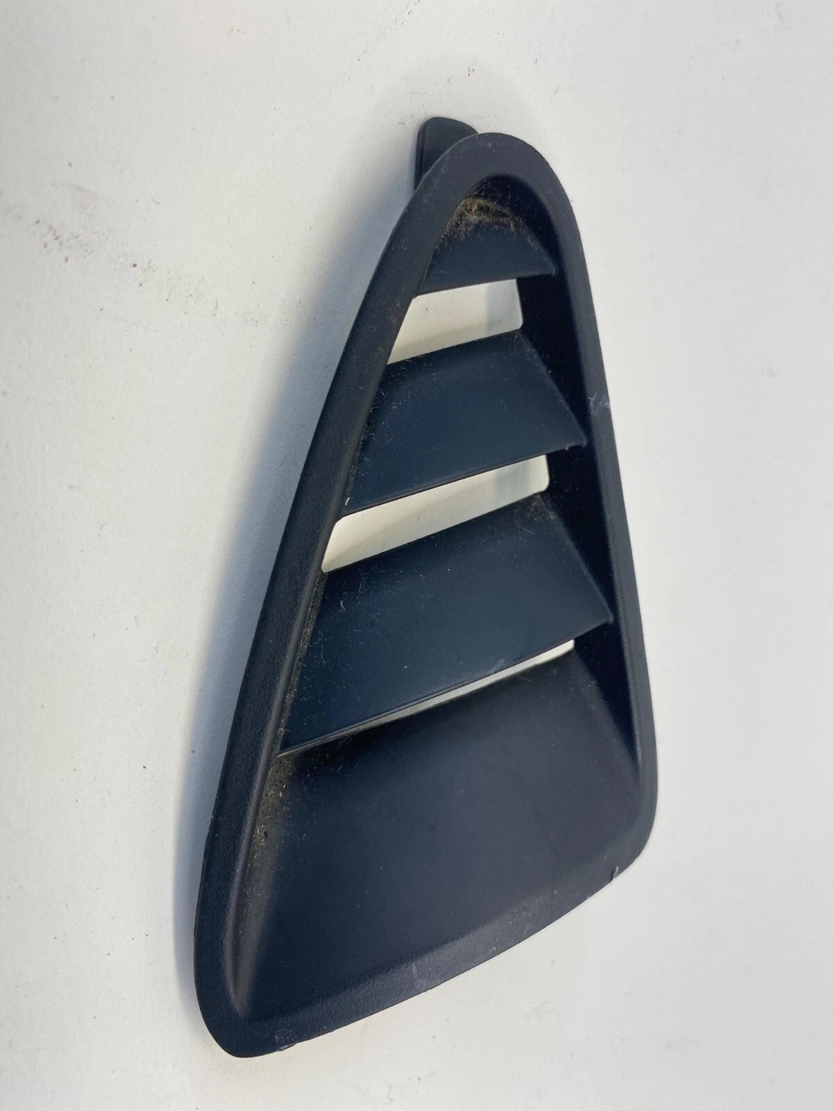 2004-2008 MAZDA 3 MAZDA3 LEFT SIDE UPPER DASH AC AIR VENT DEFROSTER GRILLE TRIM