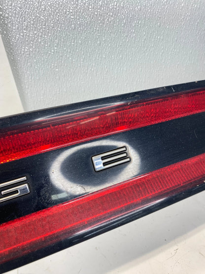 13-16 DODGE DART TRUNK LED LID CENTER THIRD BRAKE LIGHT TAILLAMP 68164500AD OEM