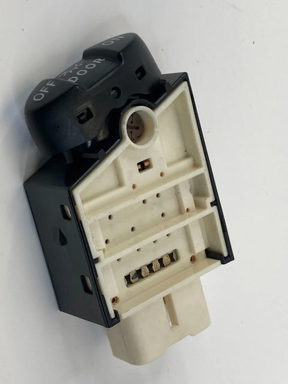 2004-2010 TOYOTA SIENNA INTERIOR DOOR OPENING LIGHT CONTROL SWITCH 191502 OEM
