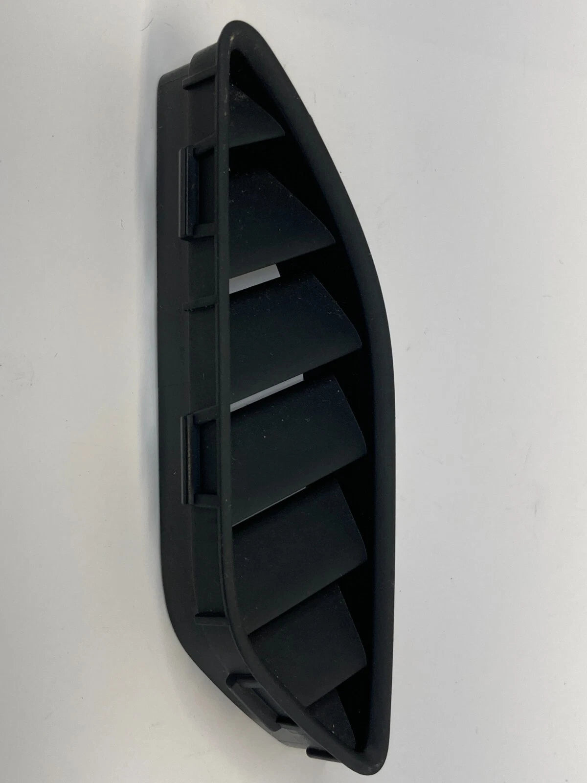 2013-2016 AUDI A4 DASH INSTRUMENT LEFT SIDE A/C DEFROSTER VENT GRILLE 8K0819793
