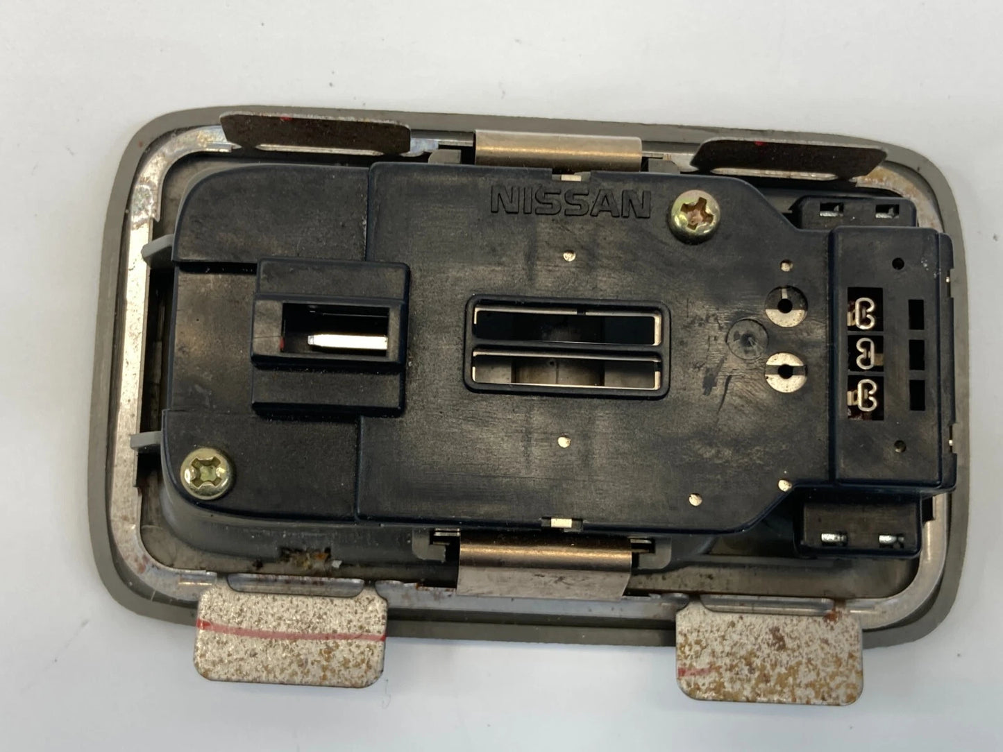 03 04 05 06 07 NISSAN MURANO REAR RIGHT INTERIOR ROOF DOME MAP LIGHT LAMP OEM