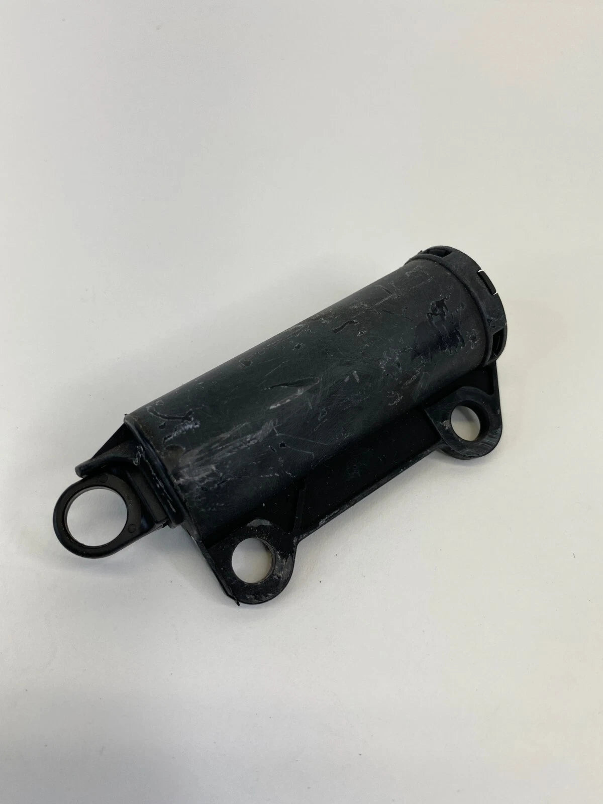 2003-2008 TOYOTA COROLLA 2004-2009 MATRIX GLOVE BOX DAMPER STOPPER CHECK STRAP