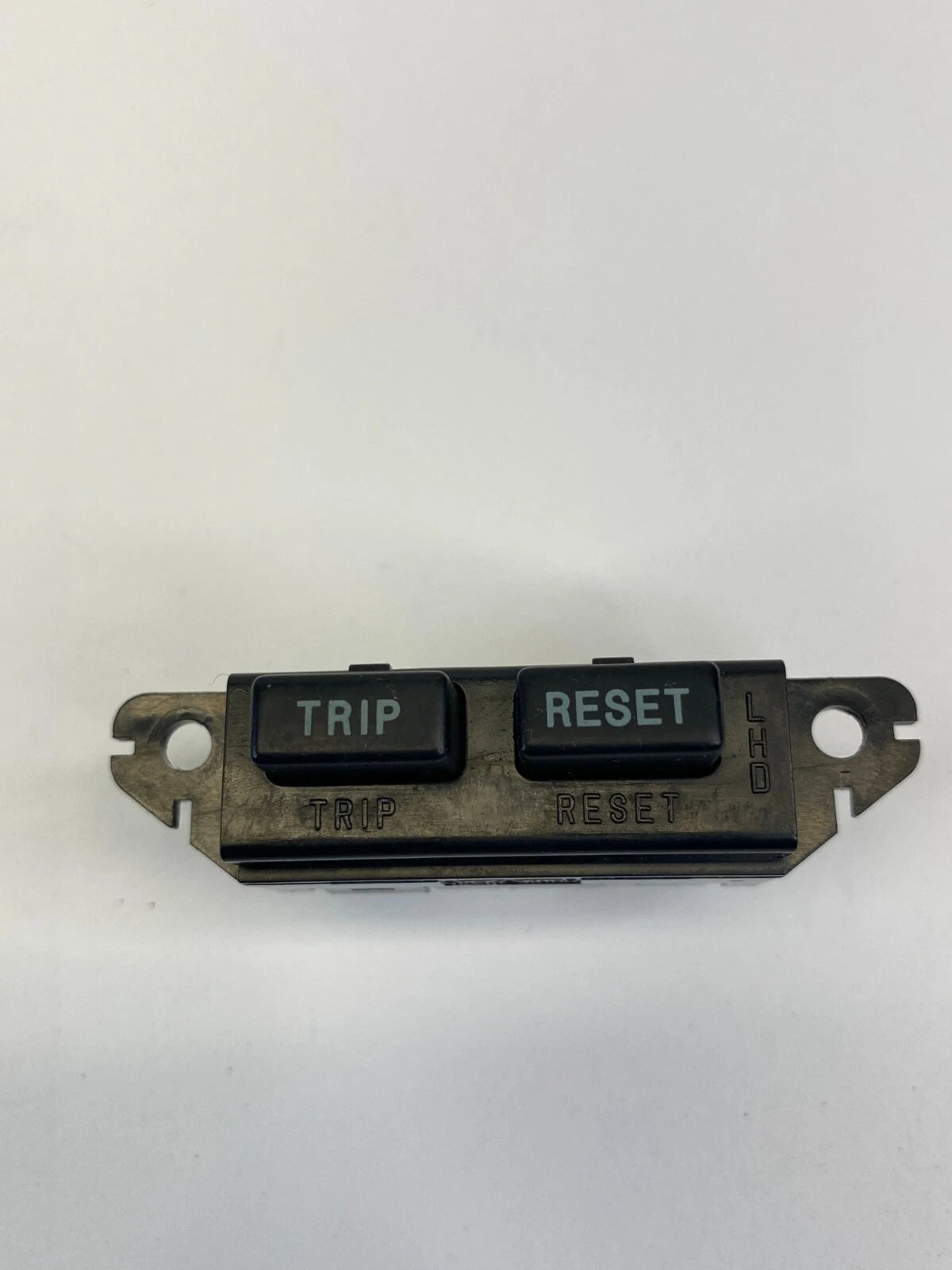 2006-2008 HYUNDAI SONATA FRONT DASH PANEL TRIP RESET BUTTON SWITCH 94510-3K100