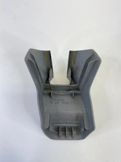 07-11 TOYOTA CAMRY FRONT RIGHT OUTER SEAT SIDE TRACK END COVER PANEL 72137-06030