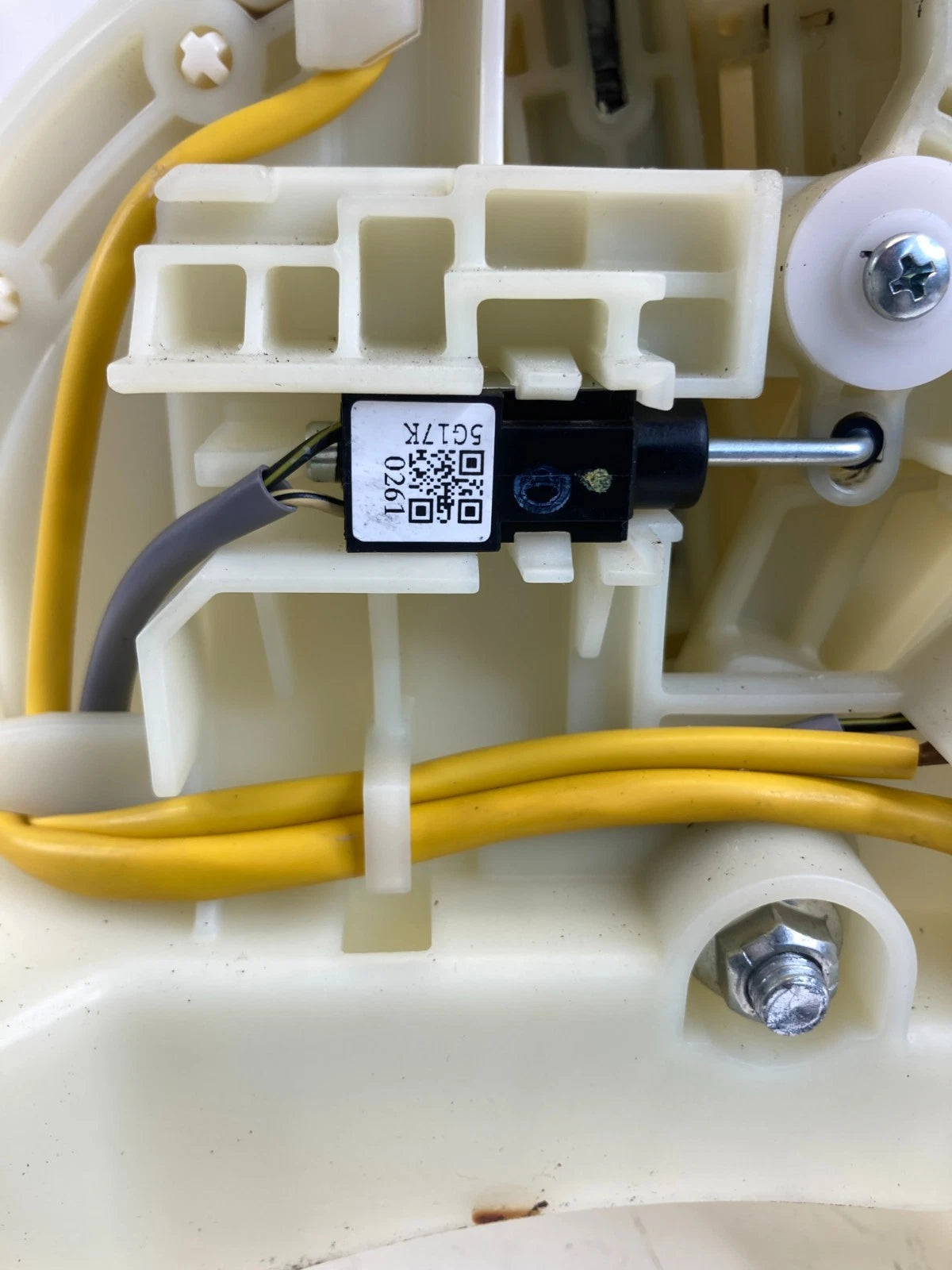 2016-2020 KIA SORENTO AUTOMATIC TRANSMISSION FLOOR GEAR SHIFT LEVER 46700-C5XXX