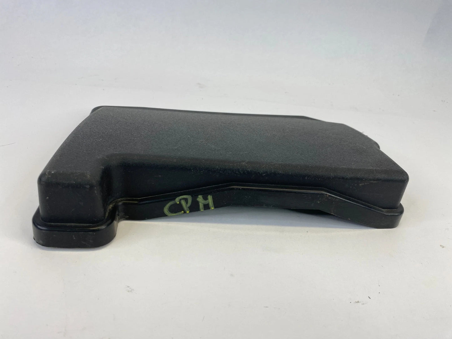 2012-2015 TOYOTA PRIUS ENGINE FUSE BOX RELAY COVER LID BLACK OEM 82662-47150
