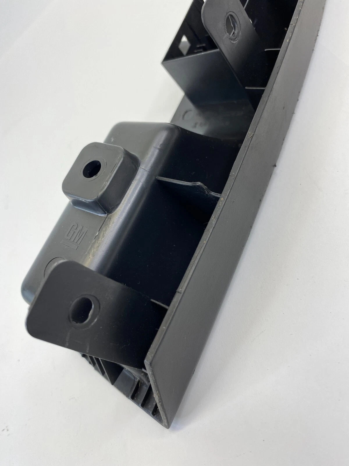 2011-2016 CHEVY CRUZE REAR RIGHT PASSENGER WINDOW SWITCH BEZEL DOOR 877569434