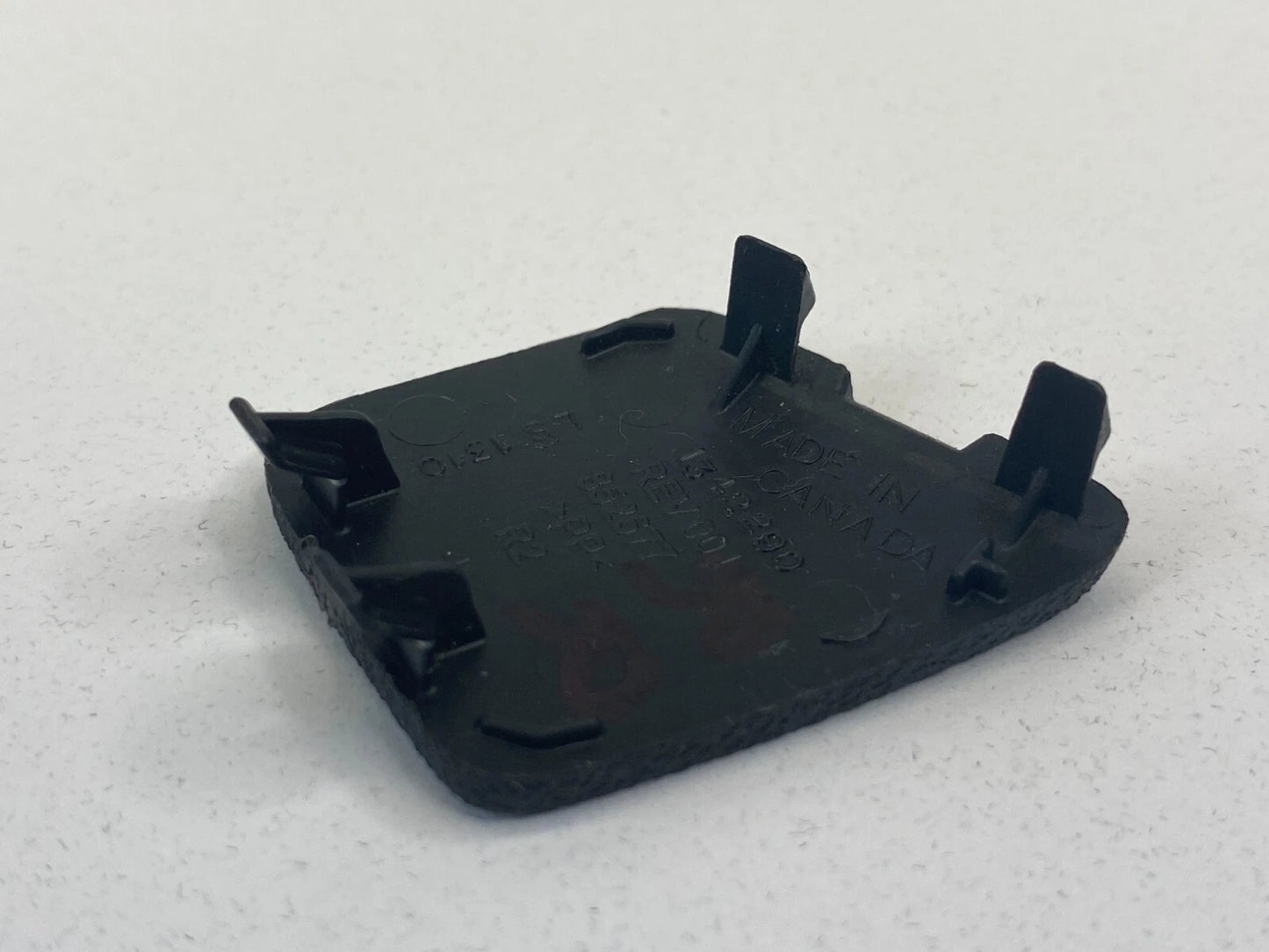 2006-2012 CHEVROLET IMPALA REAR RIGHT SIDE DOOR SCREW COVER CAP BEZEL TRIM