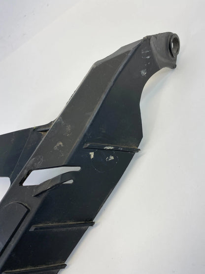 2013-2015 CHEVROLET MALIBU FRONT RIGHT HEADLIGHT RETAINER BRACKET OEM 20809852