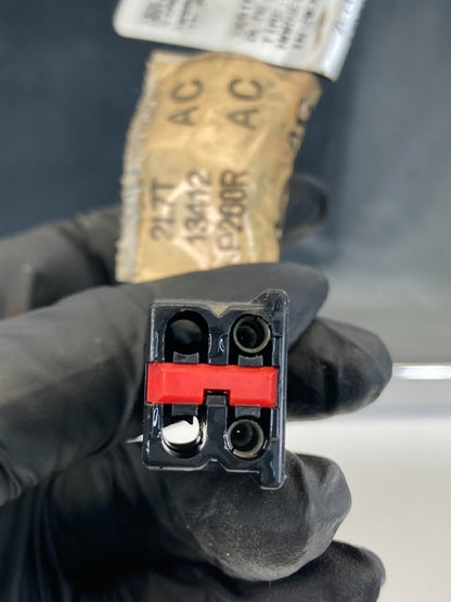 03-06 Lincoln Navigator Rear Trunk Lid License Light Plate Finish Panel Molding