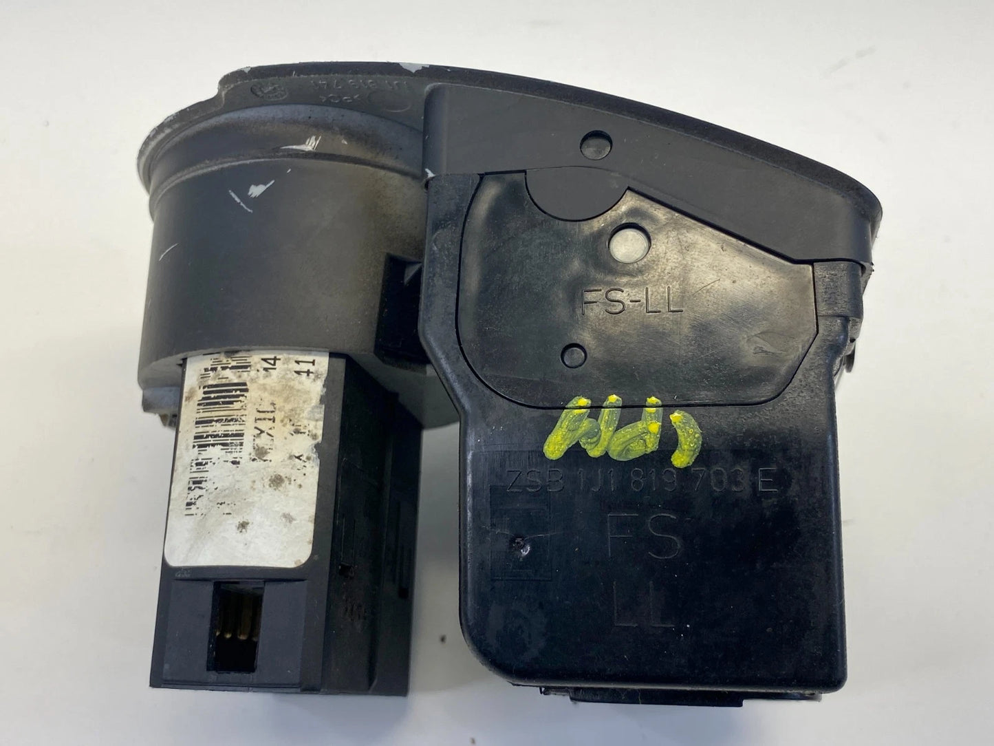 1999-2005 VW JETTA LH DRIVER DASH AIR VENT LIGHT SWITCH OEM FACTORY 1J1819703E