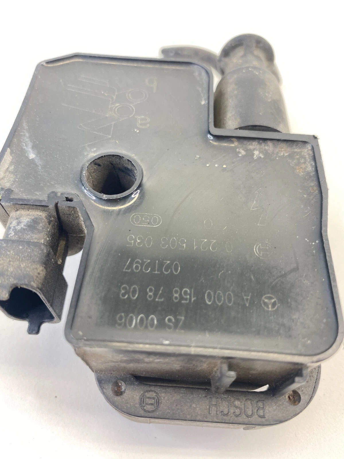98-05 MERCEDES-BENZ E 320 3.2L V6 A/T ENGINE IGNITION COIL IGNITER A0001587803
