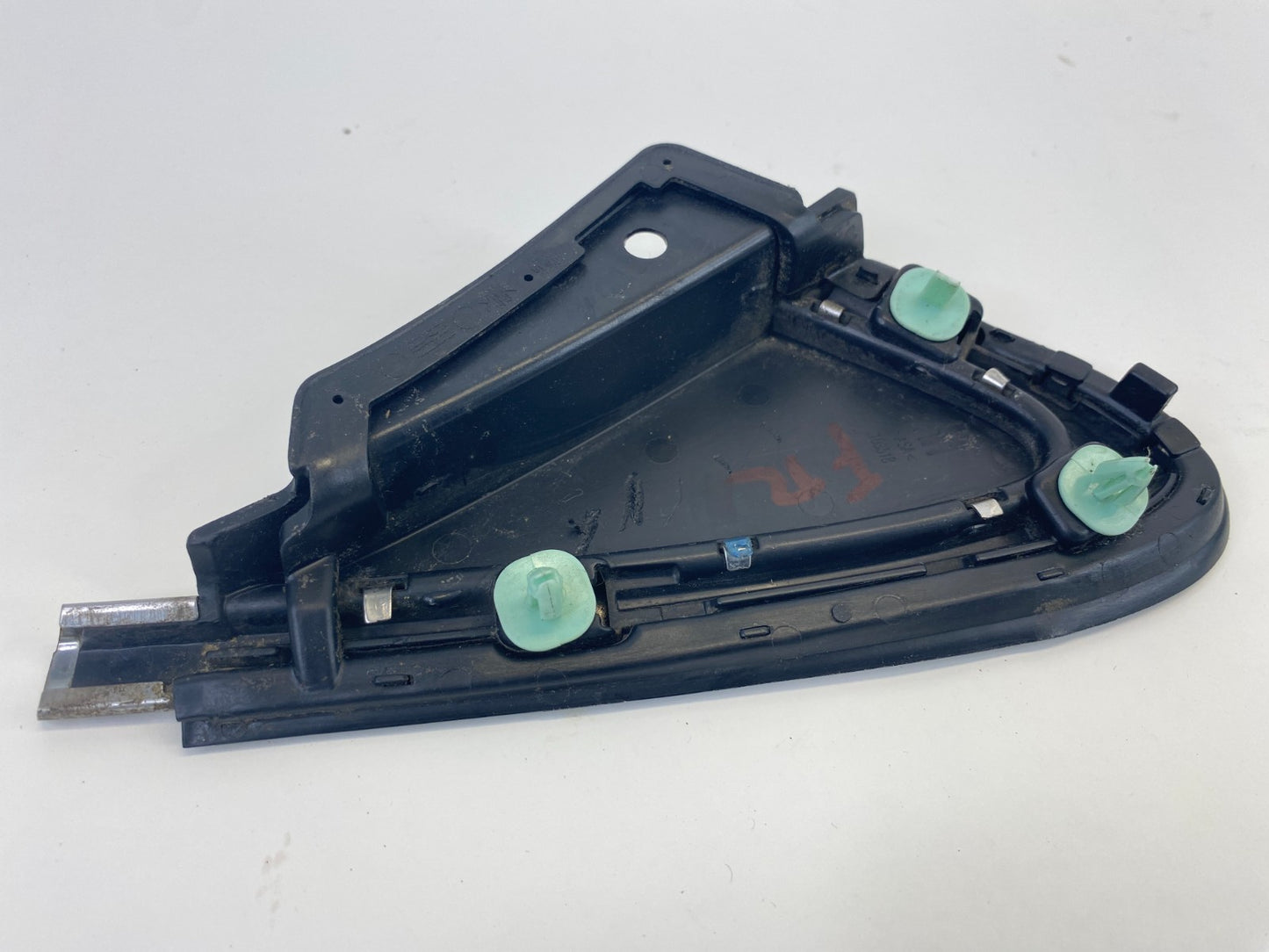 08-17 Buick Enclave Front Right Side Exterior Pillar Corner Cover Molding OEM