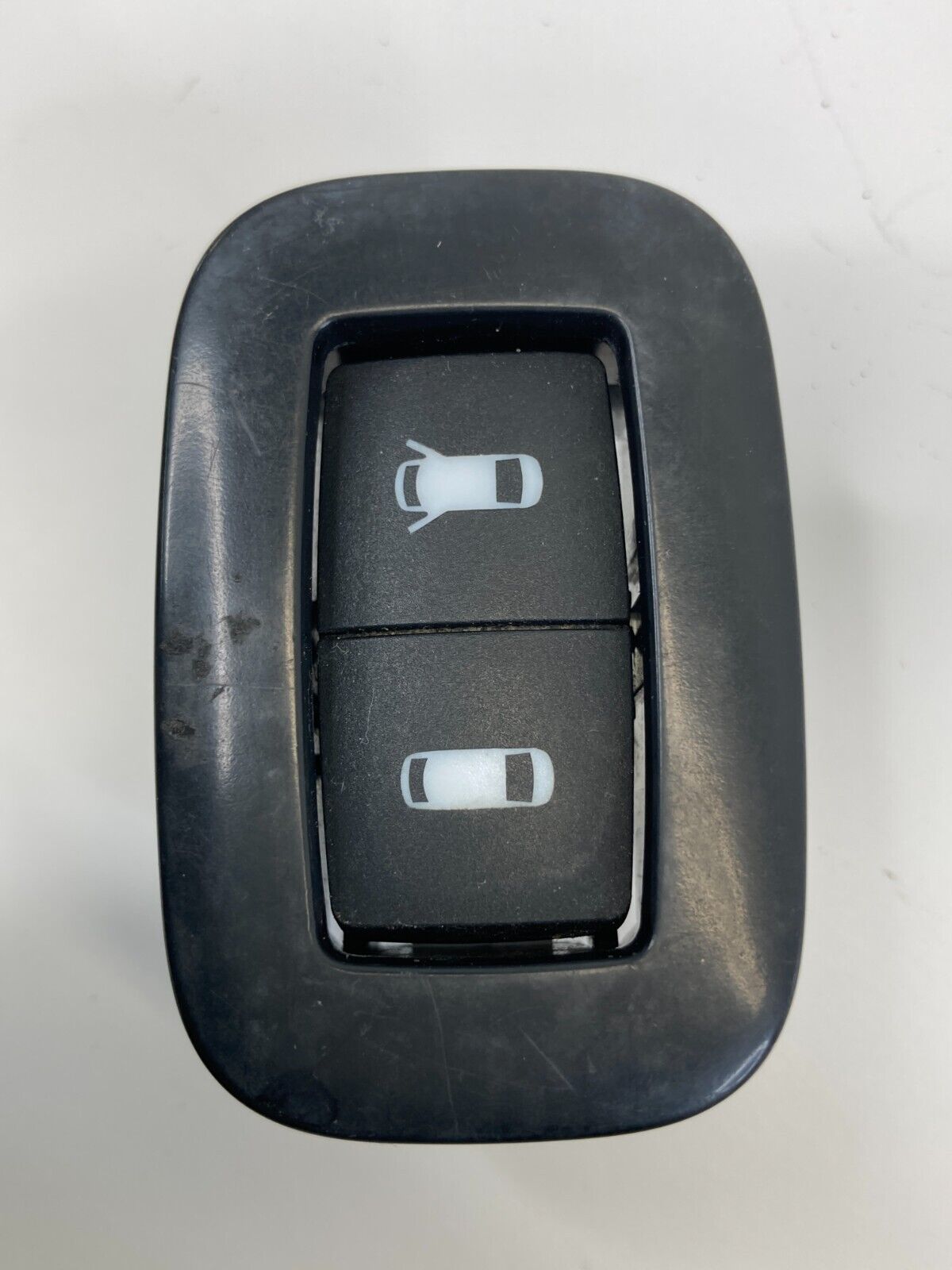 2009-2014 Volkswagen Routan Front Left Door Button Switch 1HX45DX9AE OEM