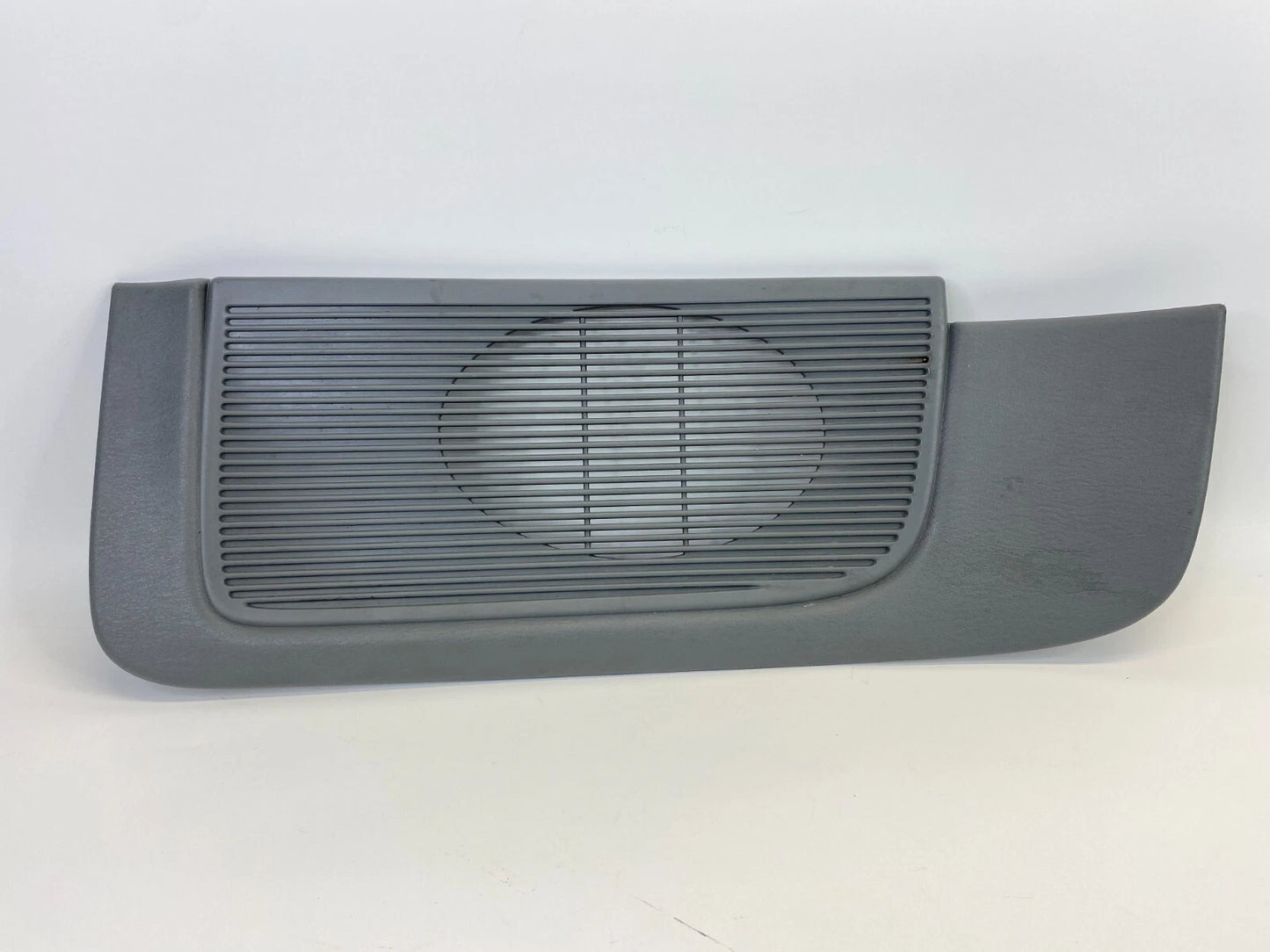 01-07 CHRYSLER TOWN & COUNTRY QUARTER PANEL RIGHT SIDE SPEAKER TRIM 0SK71TRMAA