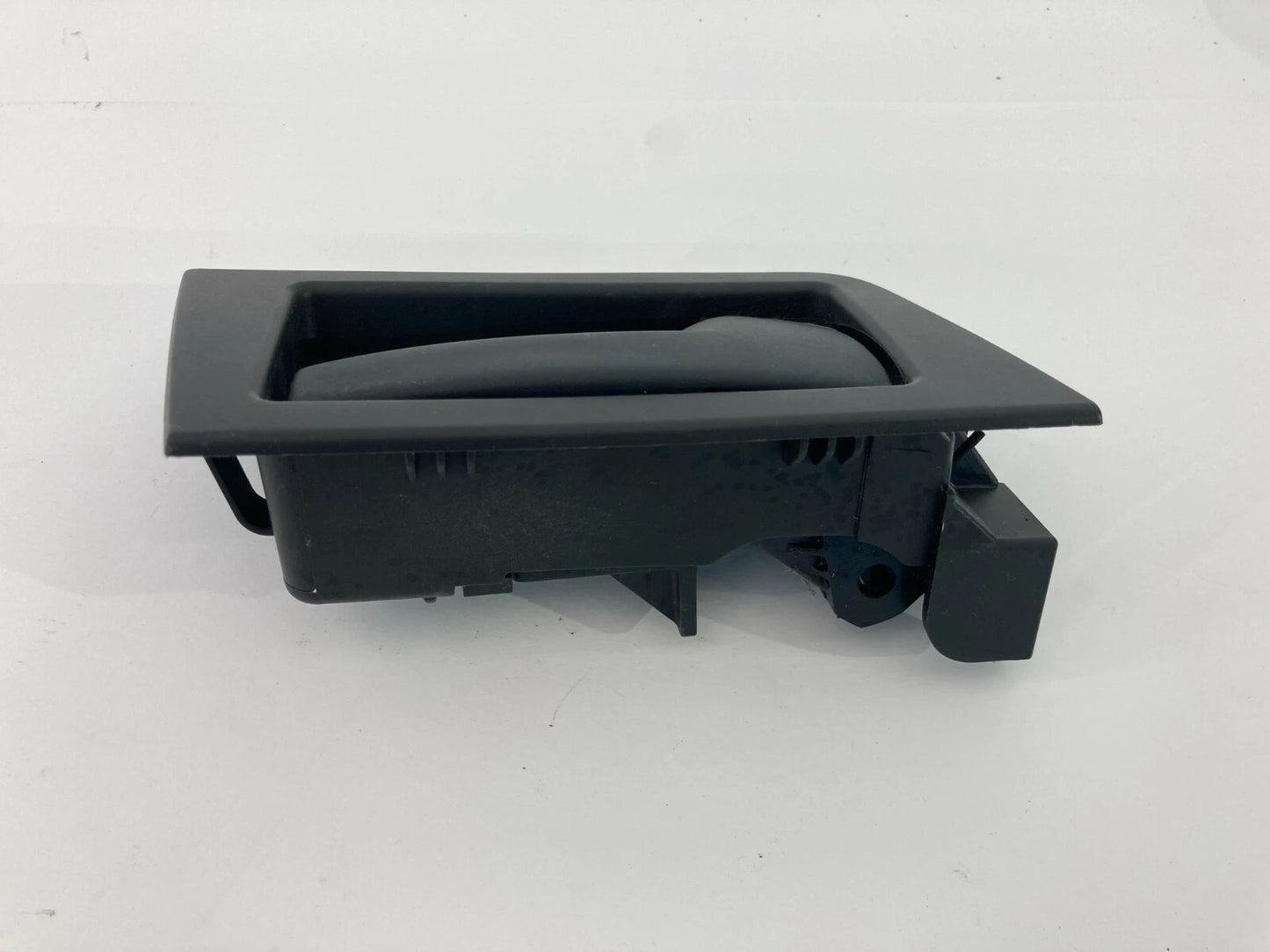 08 09 10 11 12 FORD ESCAPE REAR RIGHT PASSENGER SIDE INTERIOR DOOR HANDLE OEM