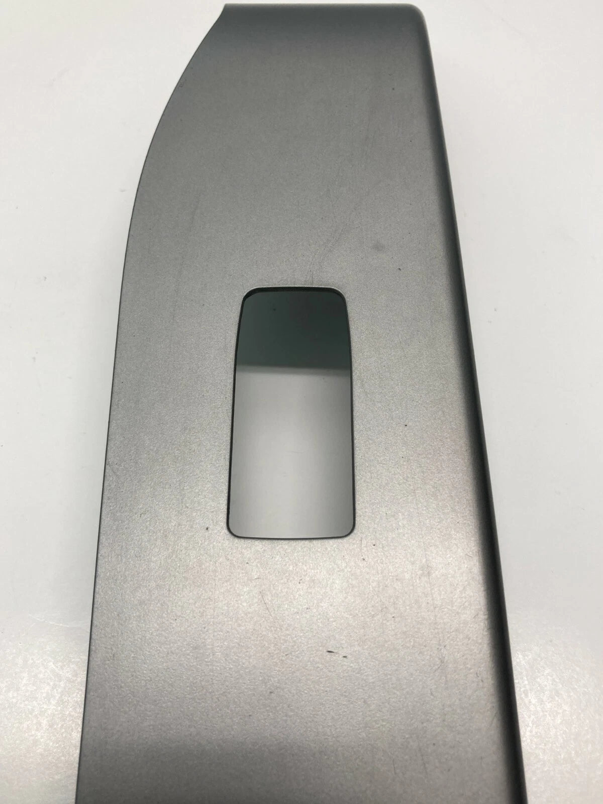 2007-2010 JEEP COMPASS REAR LEFT SIDE DOOR POWER WINDOW SWITCH TRIM BEZEL