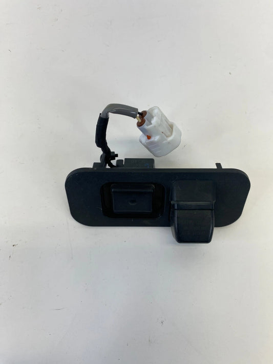 2014-2016 TOYOTA COROLLA REAR VIEW BACKUP CAMERA WITH SMART KEY 86790-02100 OEM