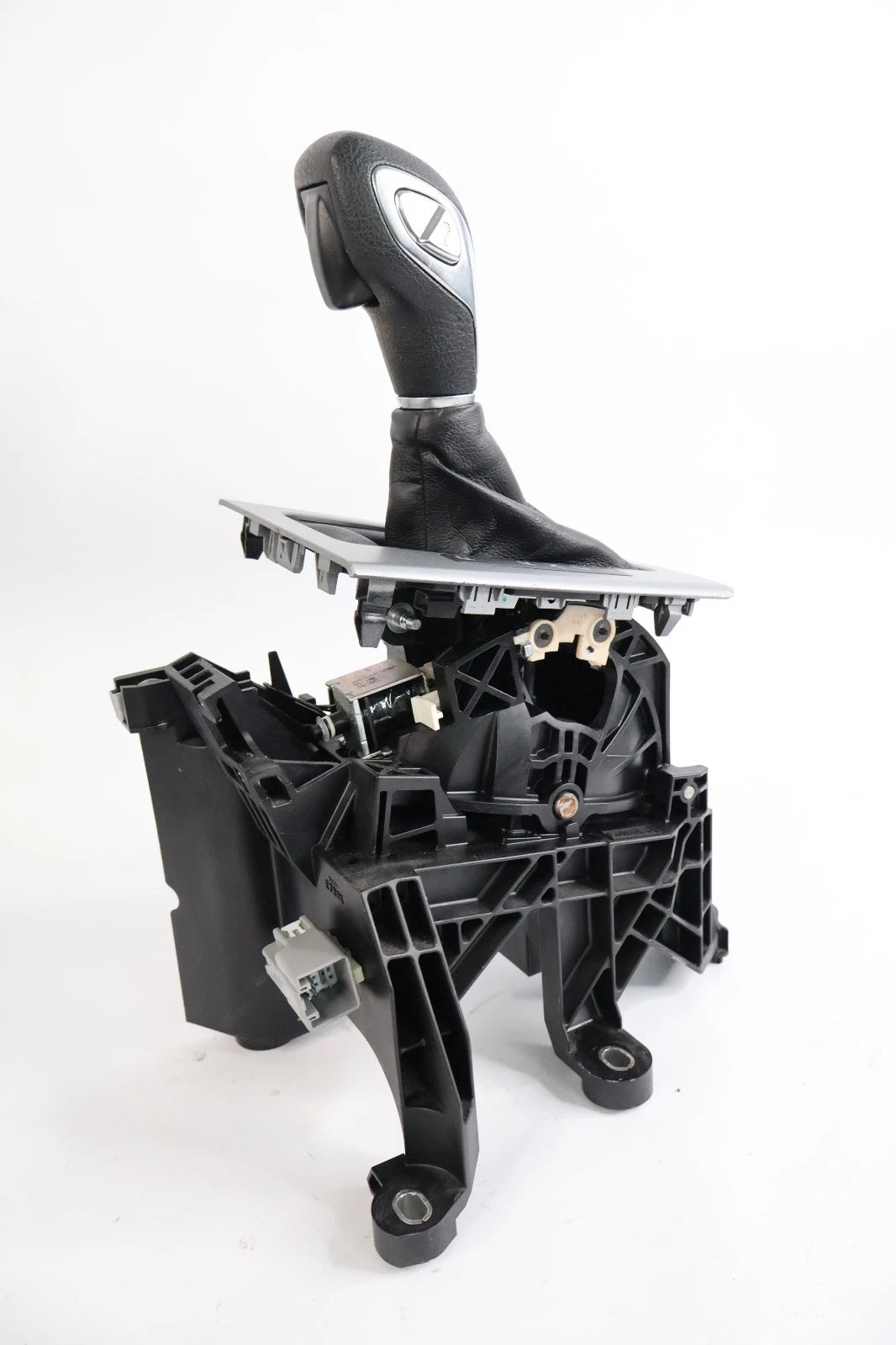 2012-2014 FORD FOCUS 2.0L L4 A/T GEAR SHIFTER LEVER CONTROL ASSY BV6P-7K004-AG