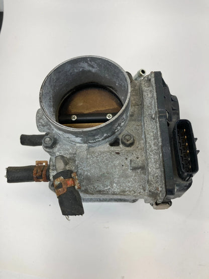 2004-2006 TOYOTA SIENNA 3.3L V6 24V A/T THROTTLE BODY VALVE 22030-0A020 OEM