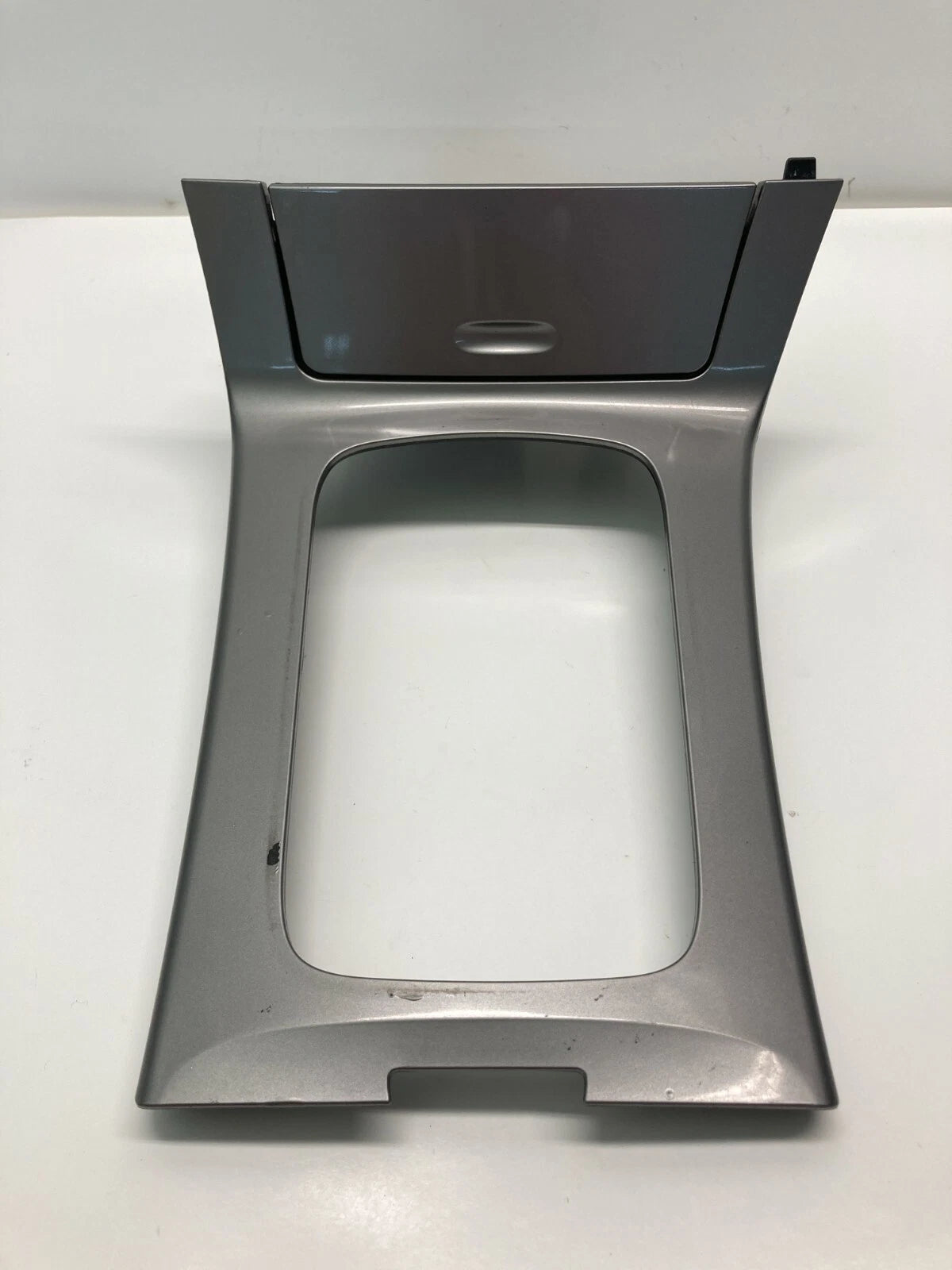 07 08 09 SATURN AURA CENTER CONSOLE SHIFTER SHIFT TRIM BEZEL W/ POWER OUTLET OEM