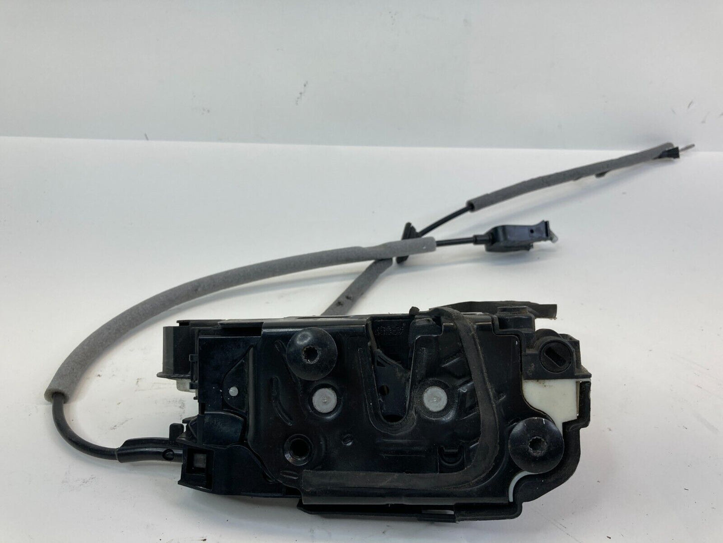 12-17 Volkswagen Passat Rear Right Side Door Lock Latch Actuator 5K4839015 OEM