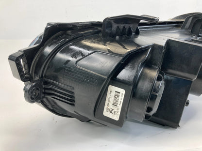 12-16 CHEVROLET SONIC FRONT RIGHT PASSENGER SIDE HEADLIGHT LAMP HALOGEN 96830972